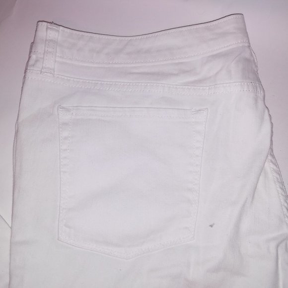 Merona Jeans Womens Size 18 White Modern‎ Straight Mid Rise Slim Hip & Thigh - Picture 4 of 13